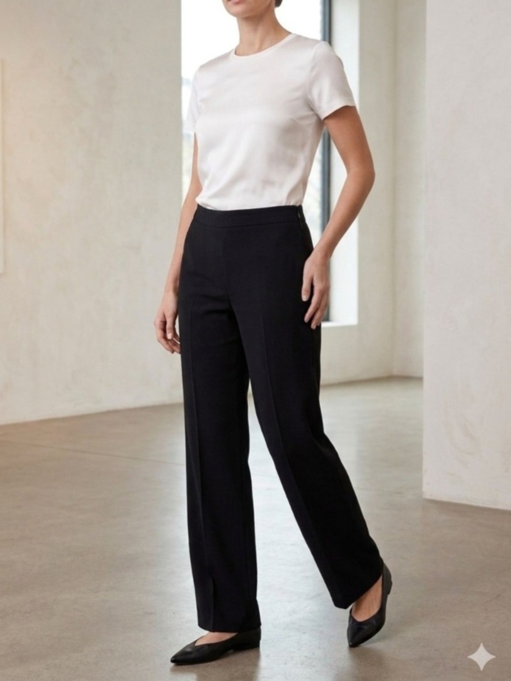 White House Black Market Black Wide-Leg Trousers. Size 4S